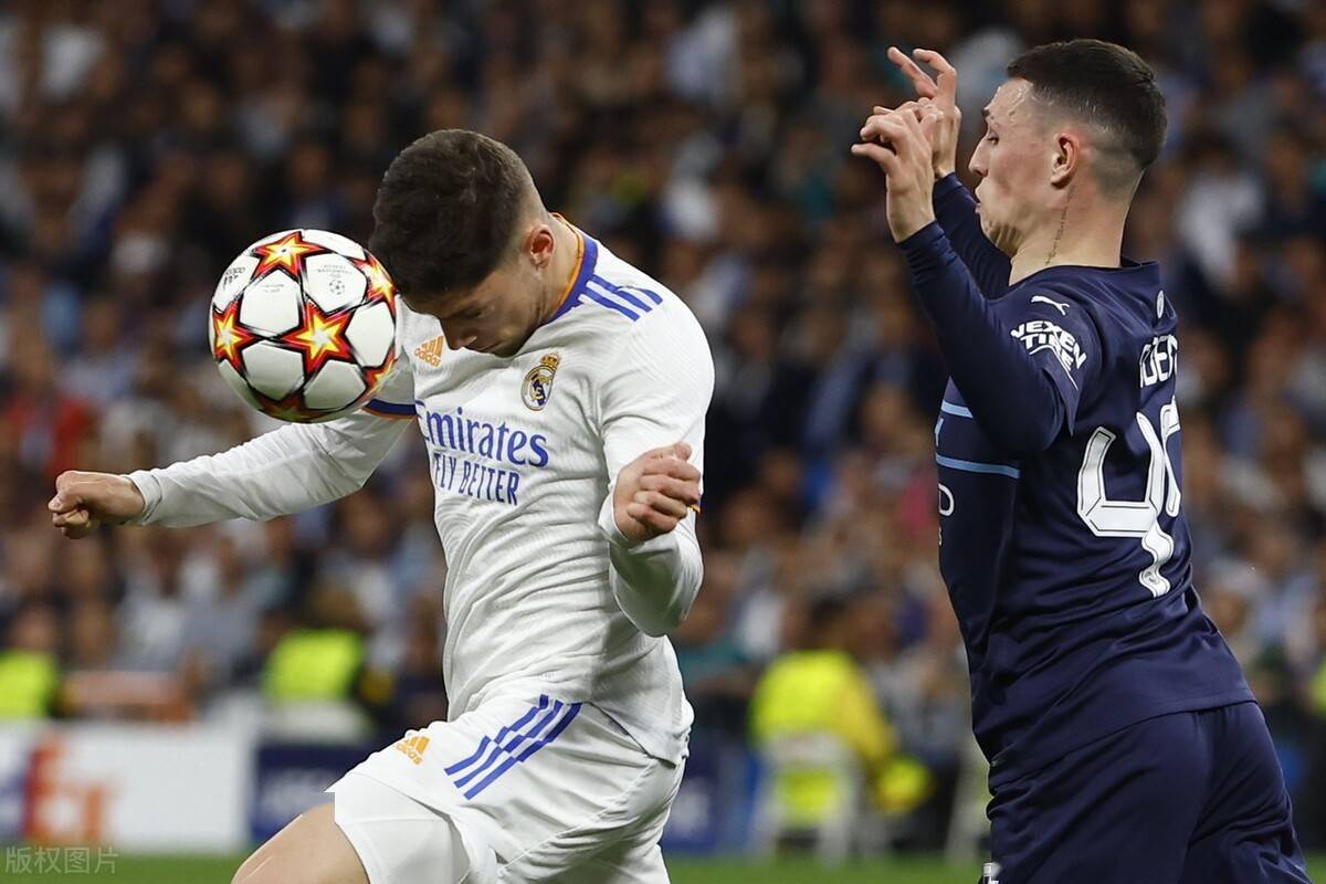 J9-包含里程碑夜费耶诺德门线救险，CBA季后赛清晨刷纪录，更衣室稳定，更衣室氛围转暖的词条