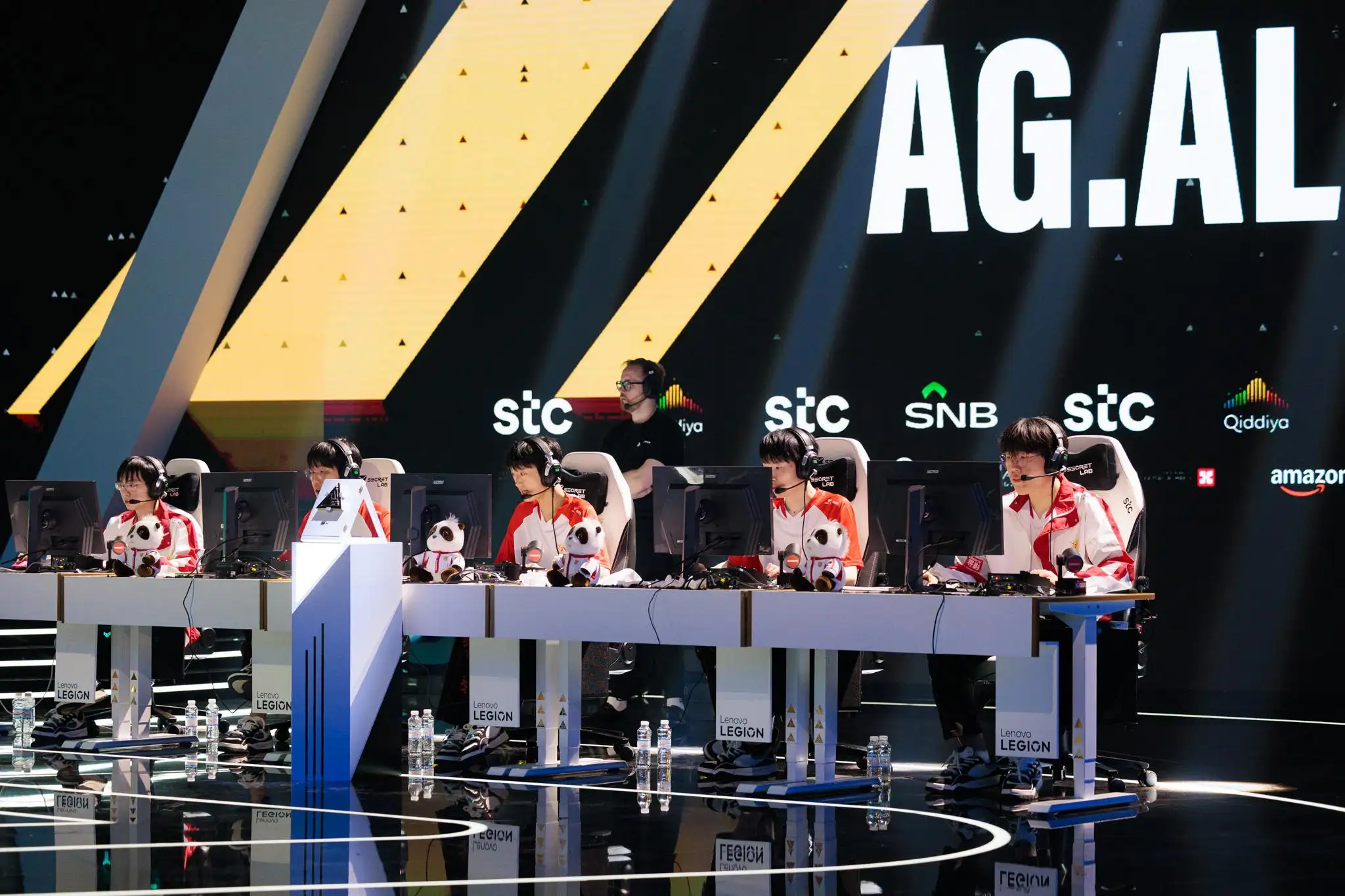 Scout连续三场比赛得分超过精彩发挥，RNG挑战极限！的简单介绍