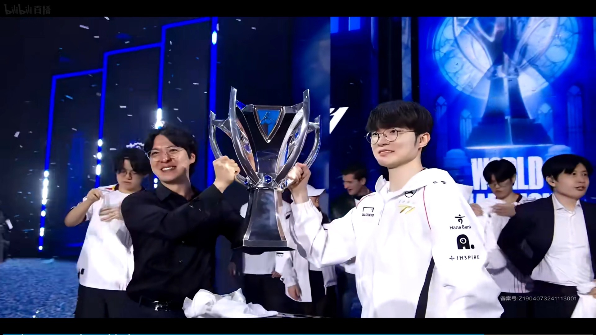 关于Faker爆冷击败勇士,高光表现引爆全场!的信息 关于Faker爆冷击败勇士,高光表现引爆全场!的信息